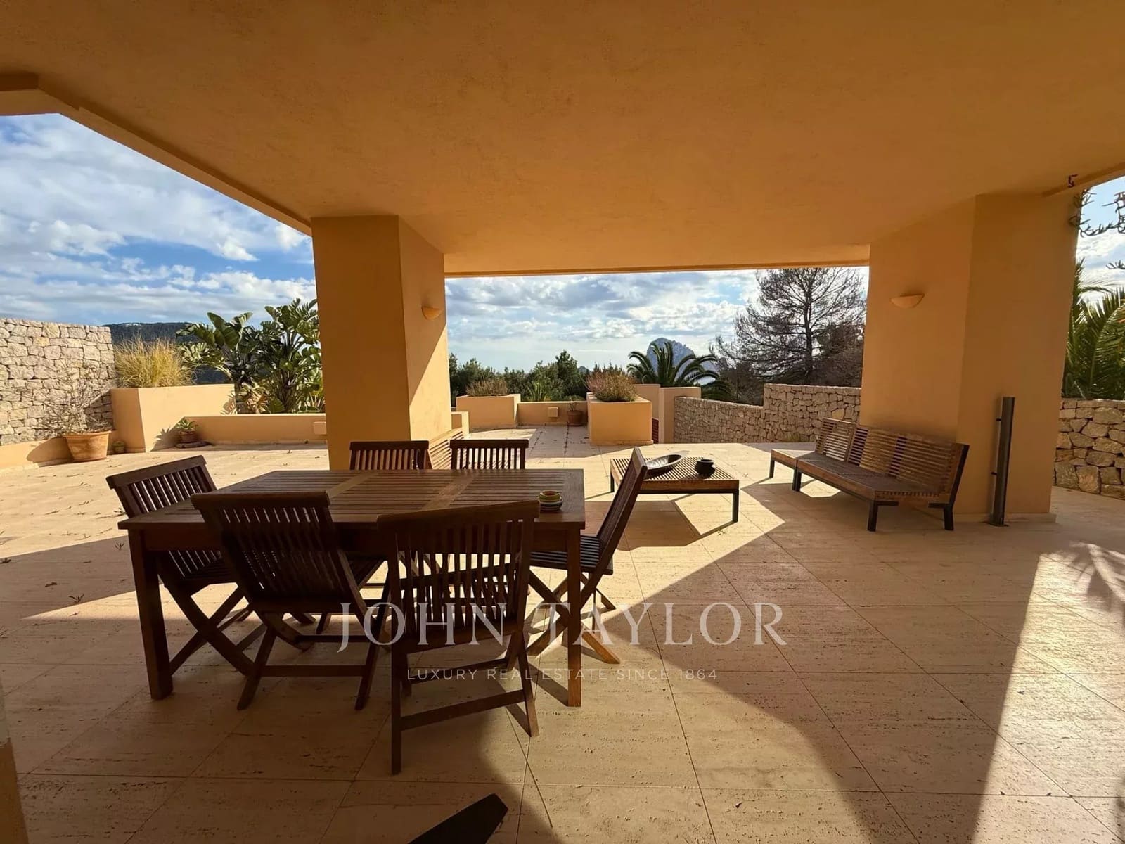 Apartamento de 3 habitaciones en San Jose / Sant Josep de Sa Talaia en alquiler con piscina - 7.500 € (Ref: 9428650)