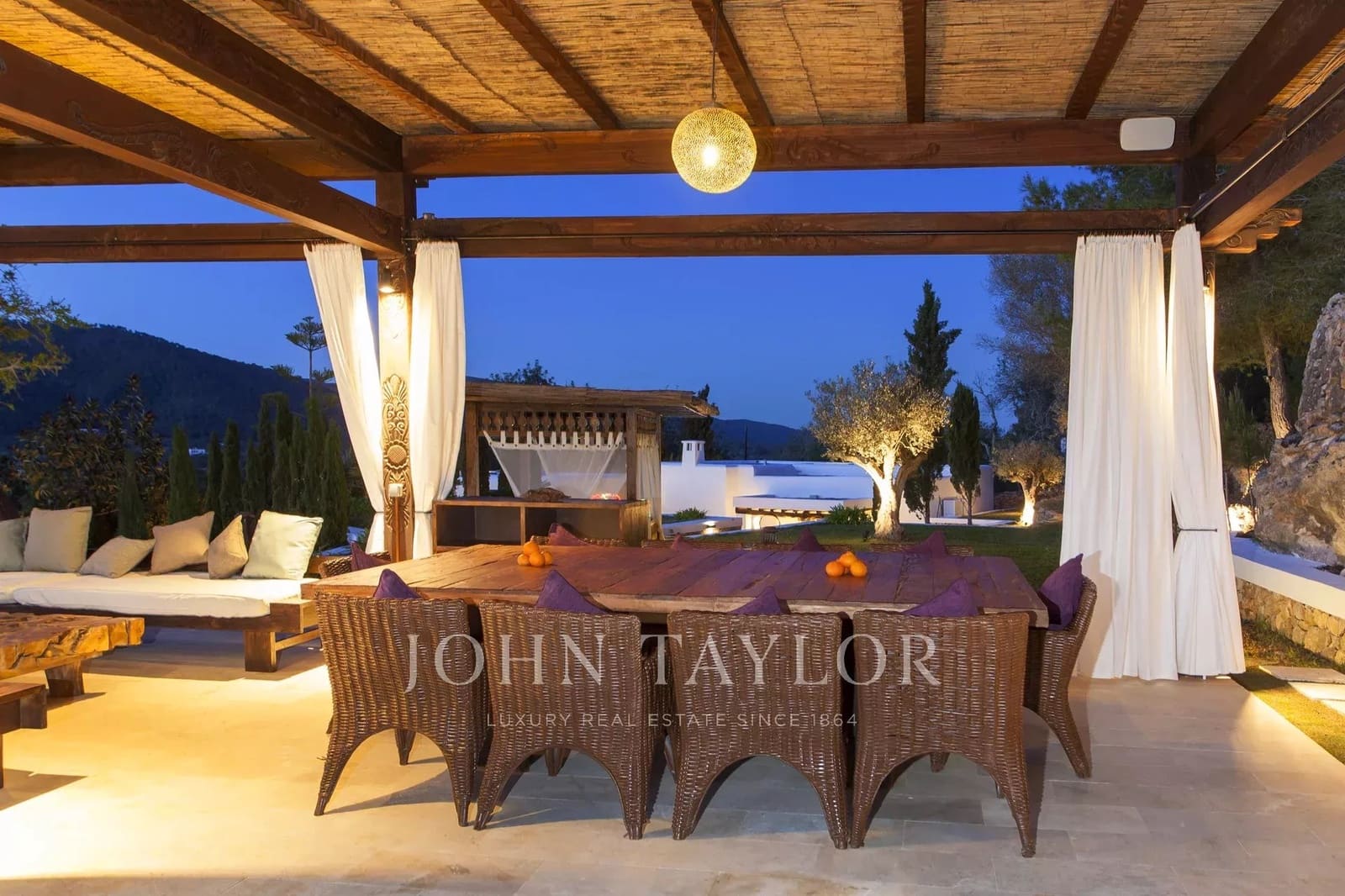 4 Zimmer Ferienapartment in Sant Carles de Peralta mit Pool Garage - 7.000 € (Ref: 9428652)