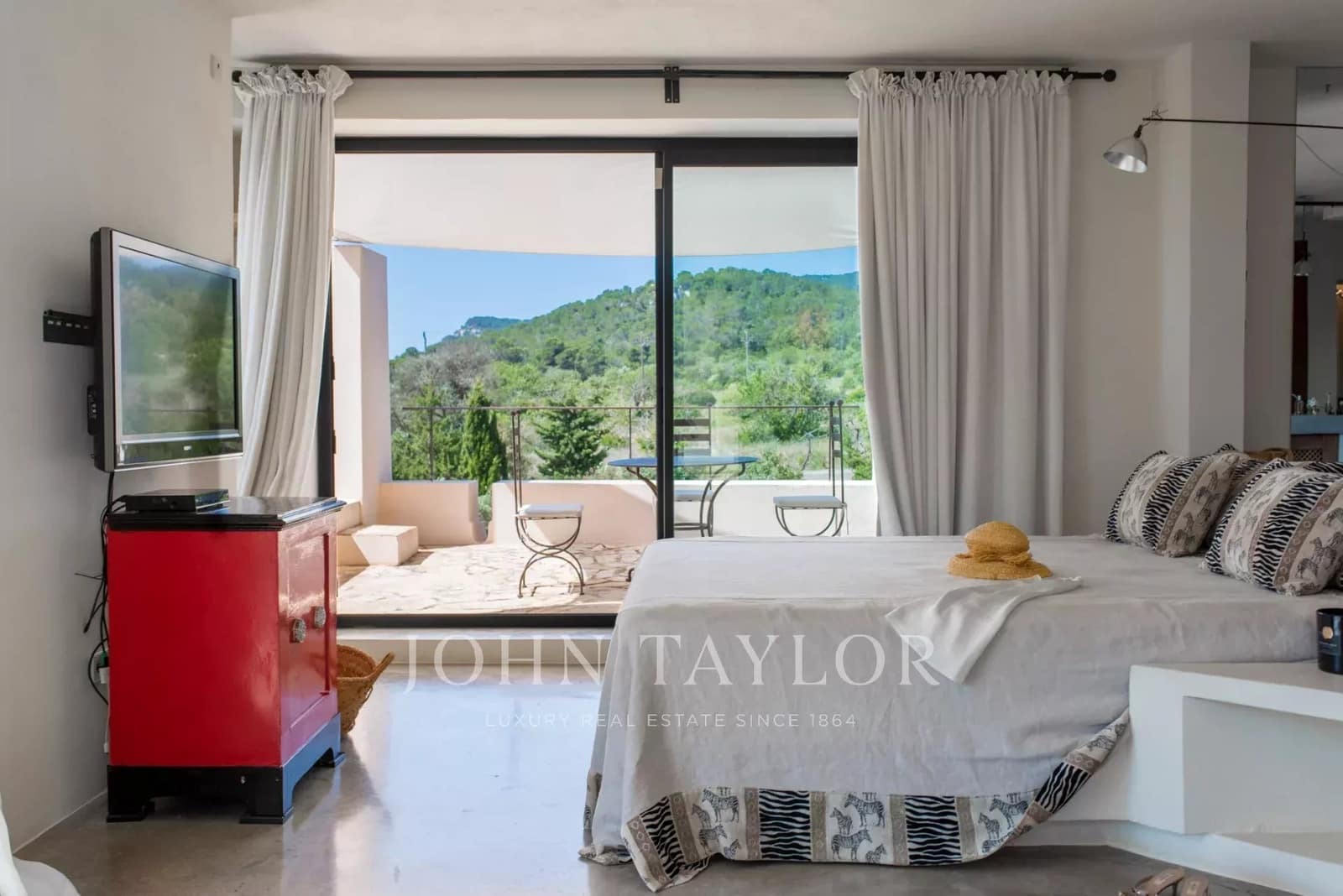 4 bedroom Villa for holiday rental in Es Cubells with pool - € 7,500 (Ref: 9428653)