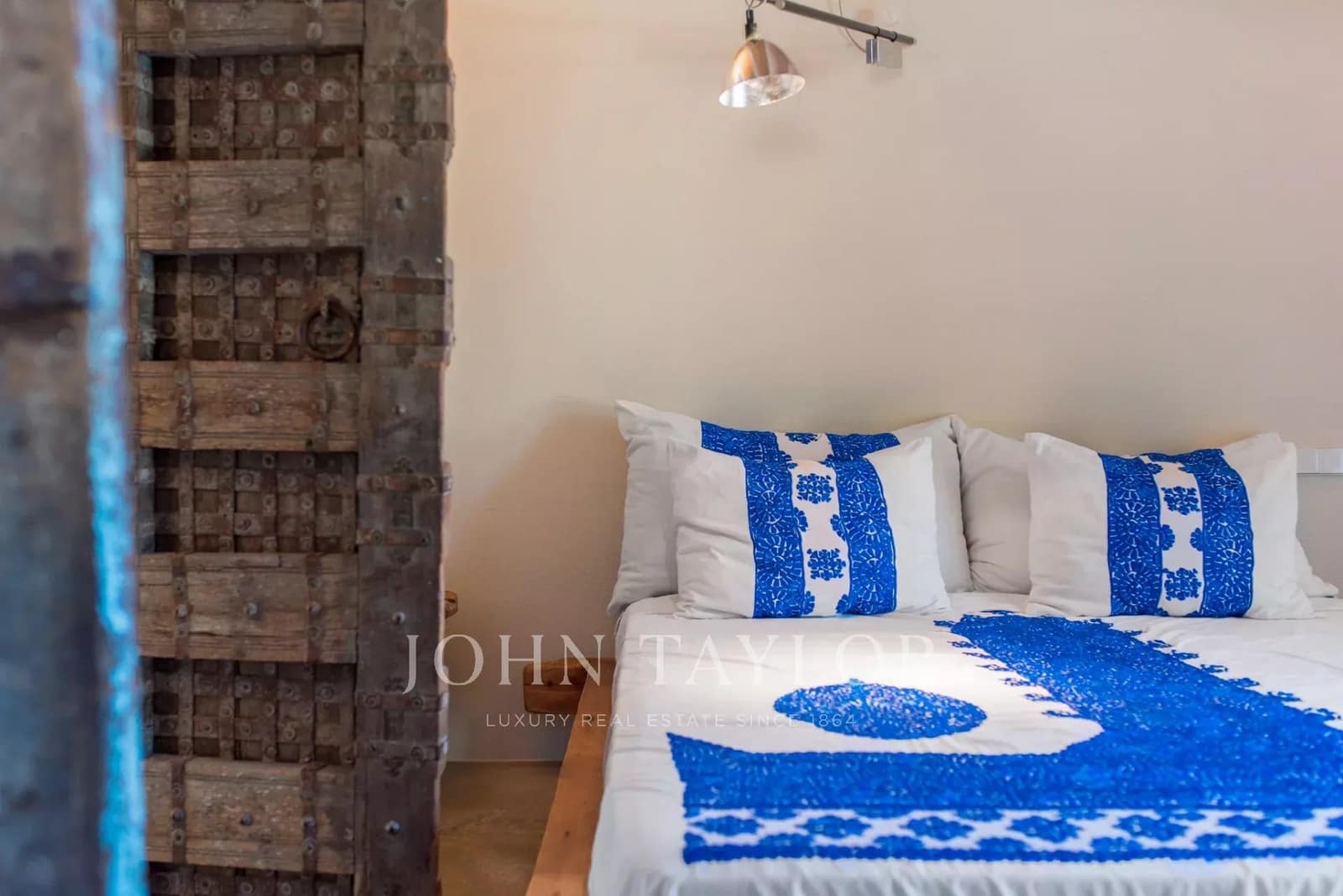 4 bedroom Villa for holiday rental in Es Cubells with pool - € 7,500 (Ref: 9428653)