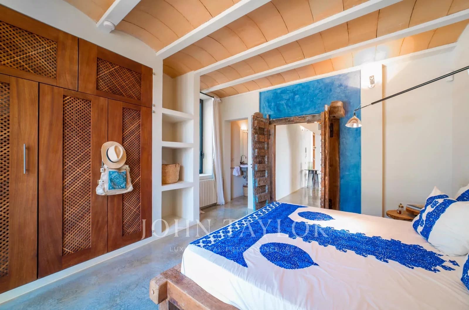 4 bedroom Villa for holiday rental in Es Cubells with pool - € 7,500 (Ref: 9428653)