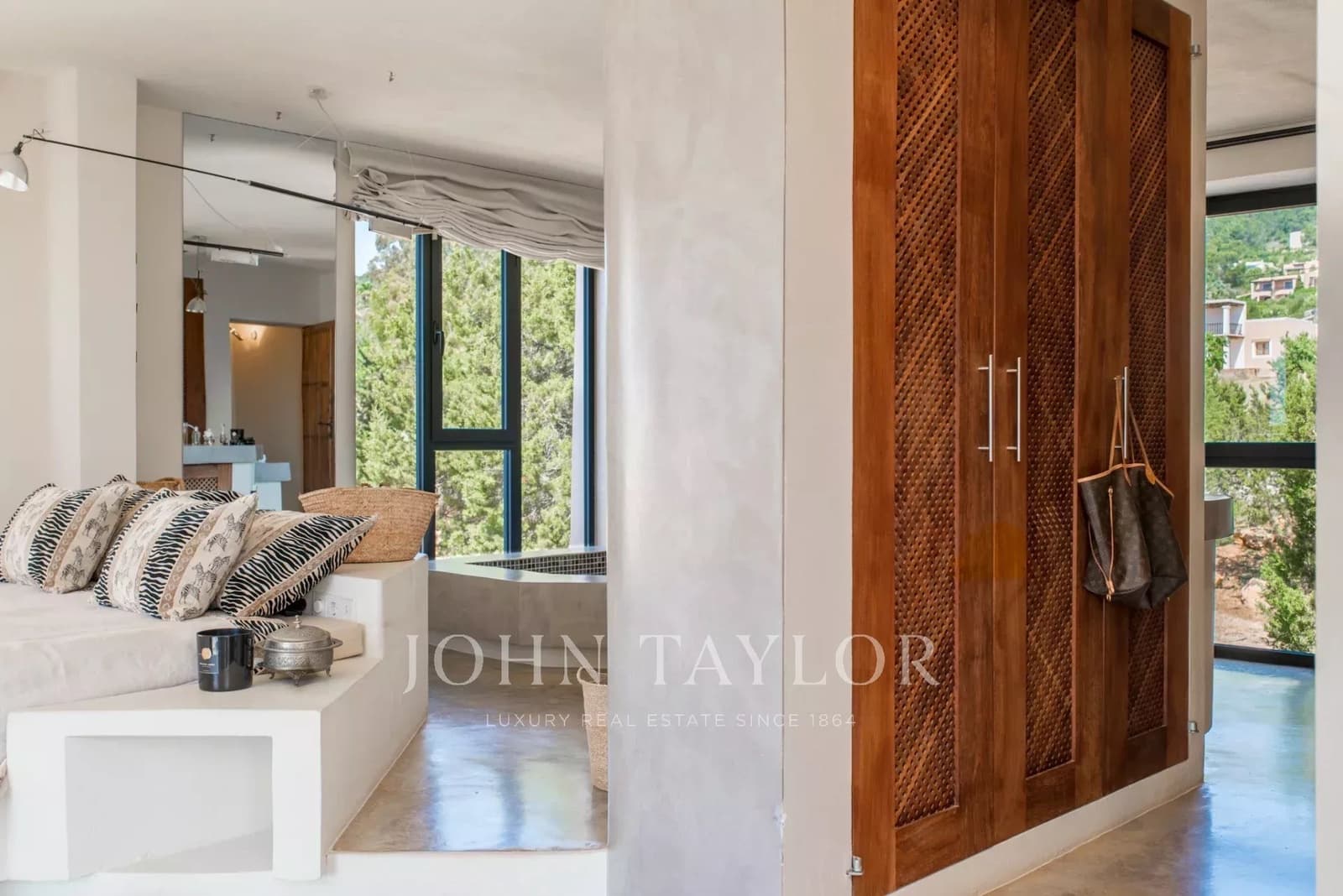 4 bedroom Villa for holiday rental in Es Cubells with pool - € 7,500 (Ref: 9428653)