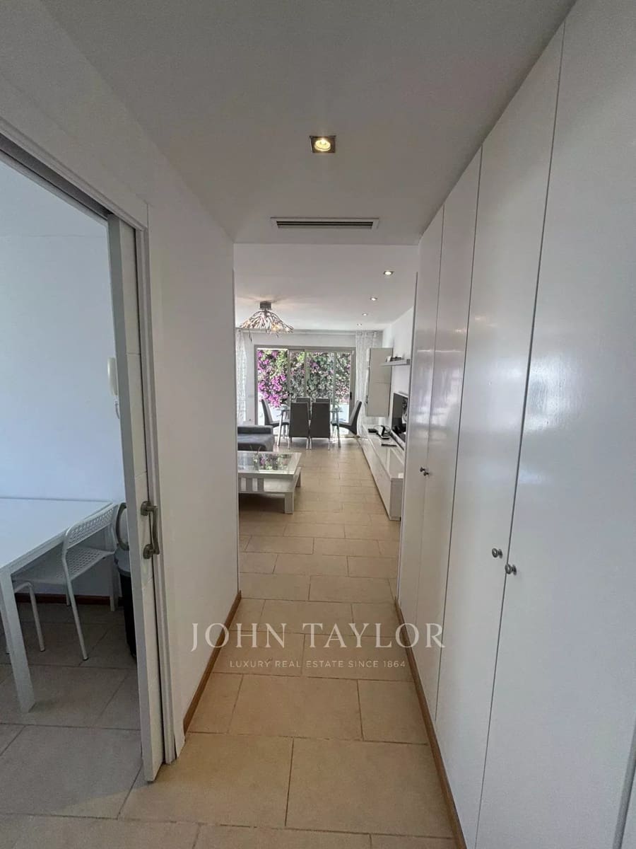 3 bedroom Townhouse for sale in Illa Plana - € 1,100,000 (Ref: 9428654)