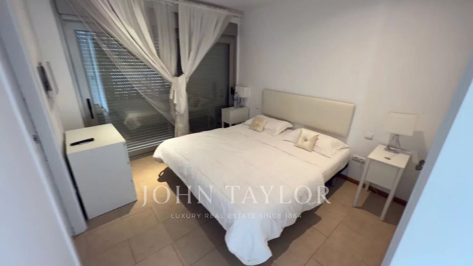 3 bedroom Townhouse for sale in Illa Plana - € 1,100,000 (Ref: 9428654)