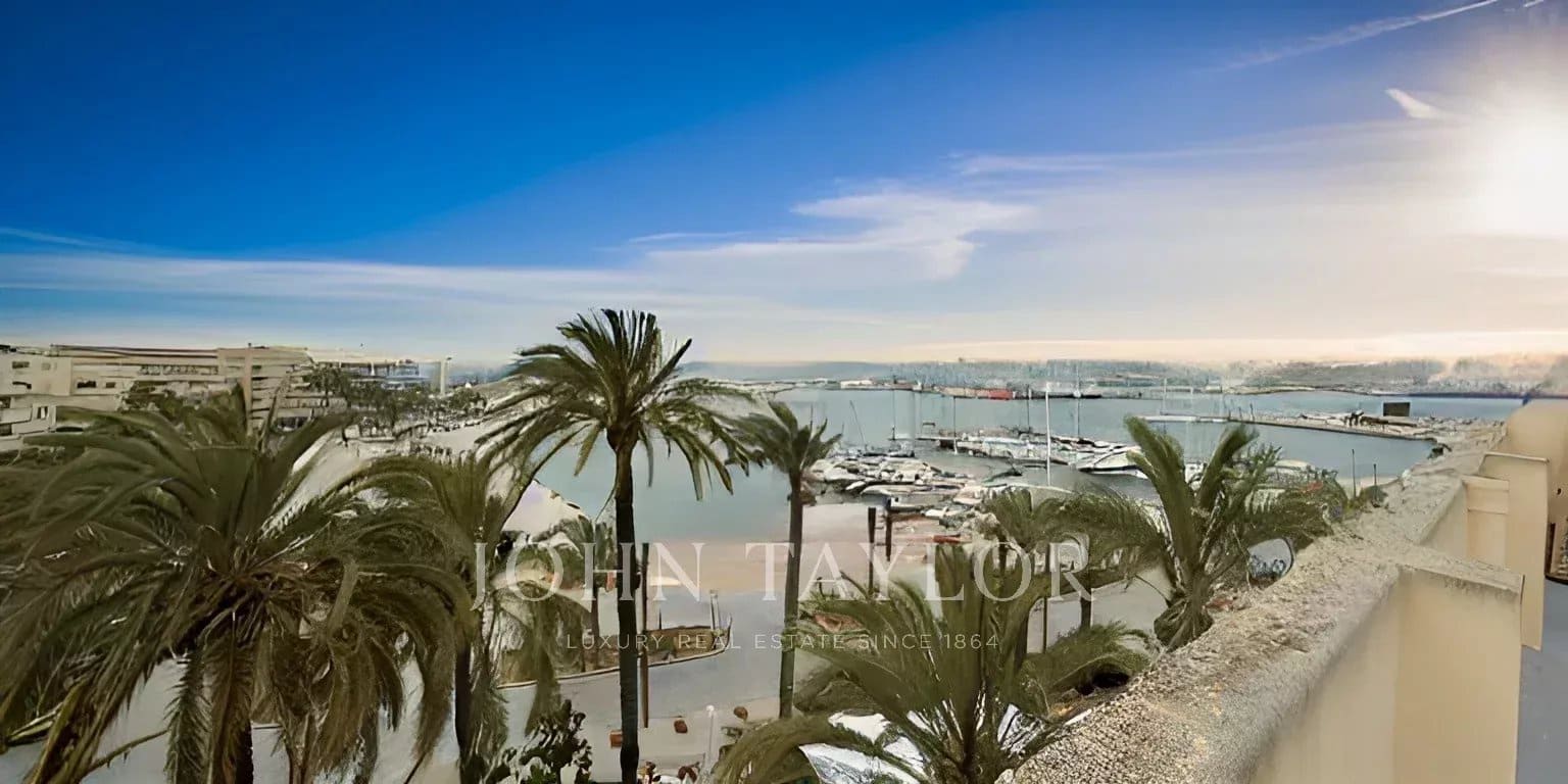 3 bedroom Penthouse for sale in Ibiza / Eivissa town - € 725,000 (Ref: 9428655)