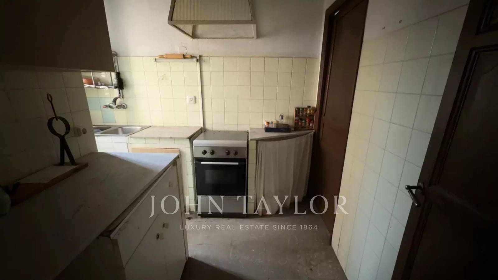 3 bedroom Penthouse for sale in Ibiza / Eivissa town - € 725,000 (Ref: 9428655)