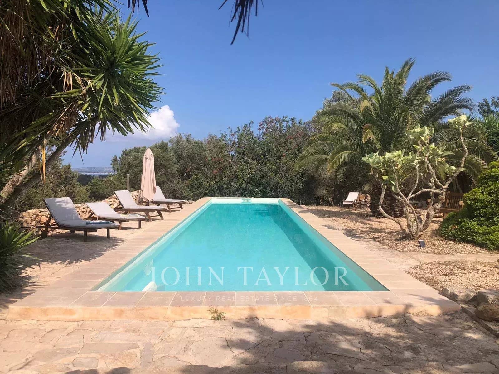 2 bedroom Apartment for sale in Cap De Barbaria with pool - € 3,585,000 (Ref: 9428657)