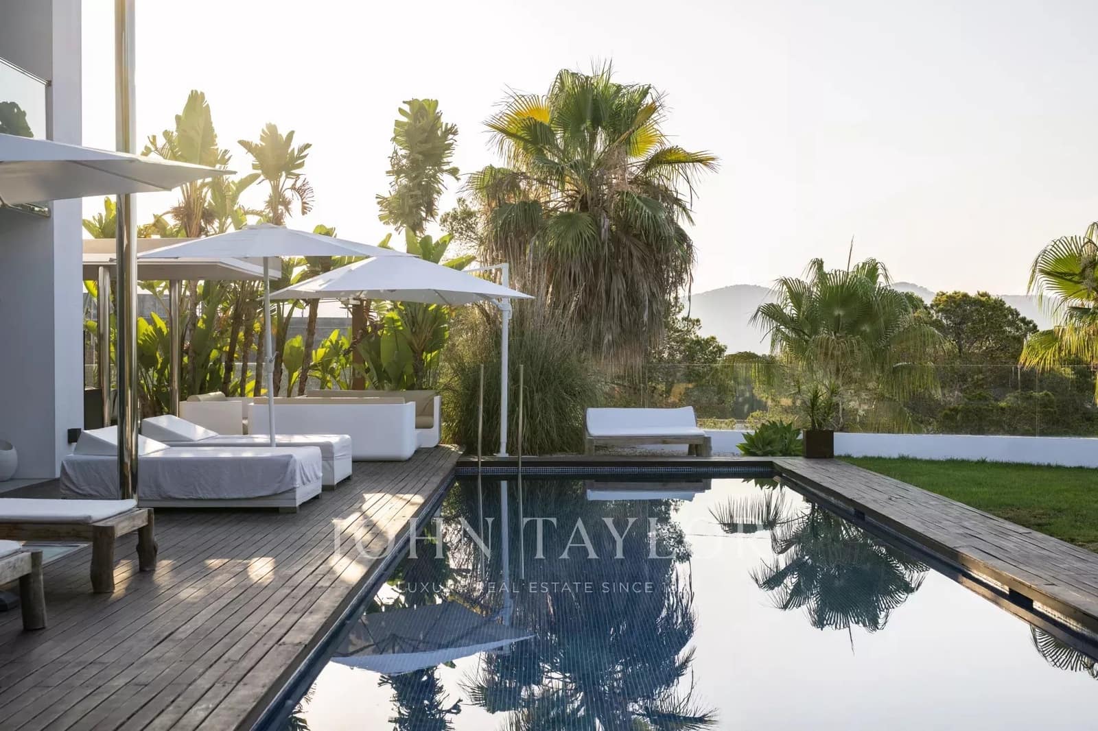 6 bedroom Villa for sale in San Jose / Sant Josep de Sa Talaia with pool - € 7,900,000 (Ref: 9428659)