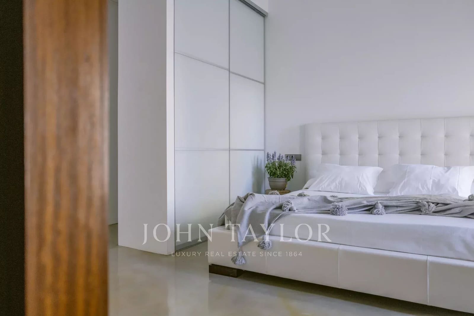 6 bedroom Villa for sale in San Jose / Sant Josep de Sa Talaia with pool - € 7,900,000 (Ref: 9428659)