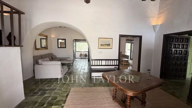 6 bedroom Apartment for rent in Cala Llonga, Santa Eulalia / Santa Eularia with pool - € 10,000 (Ref: 9428660)