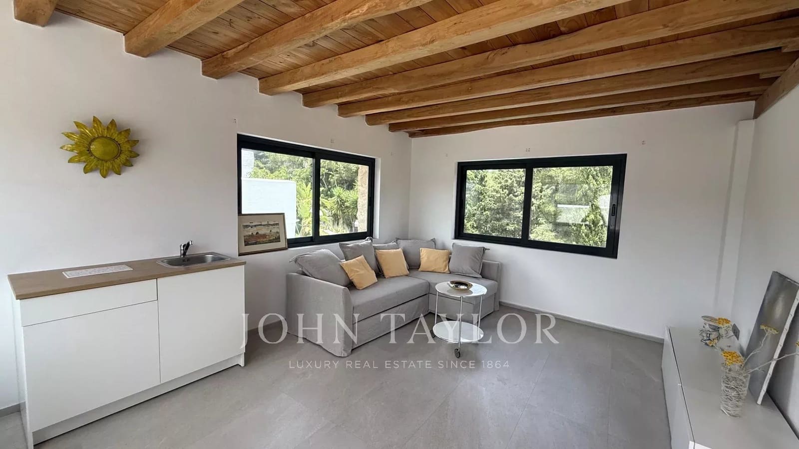 6 bedroom Apartment for rent in Cala Llonga with pool - € 10,000 (Ref: 9428660)