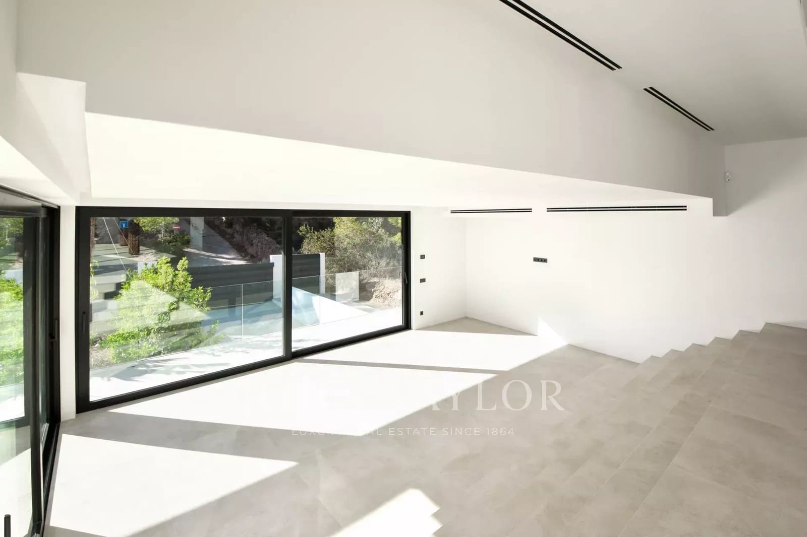 5 sovrum Lägenhet till salu i Cala Salada med pool - 5 750 000 € (Ref: 9428661)