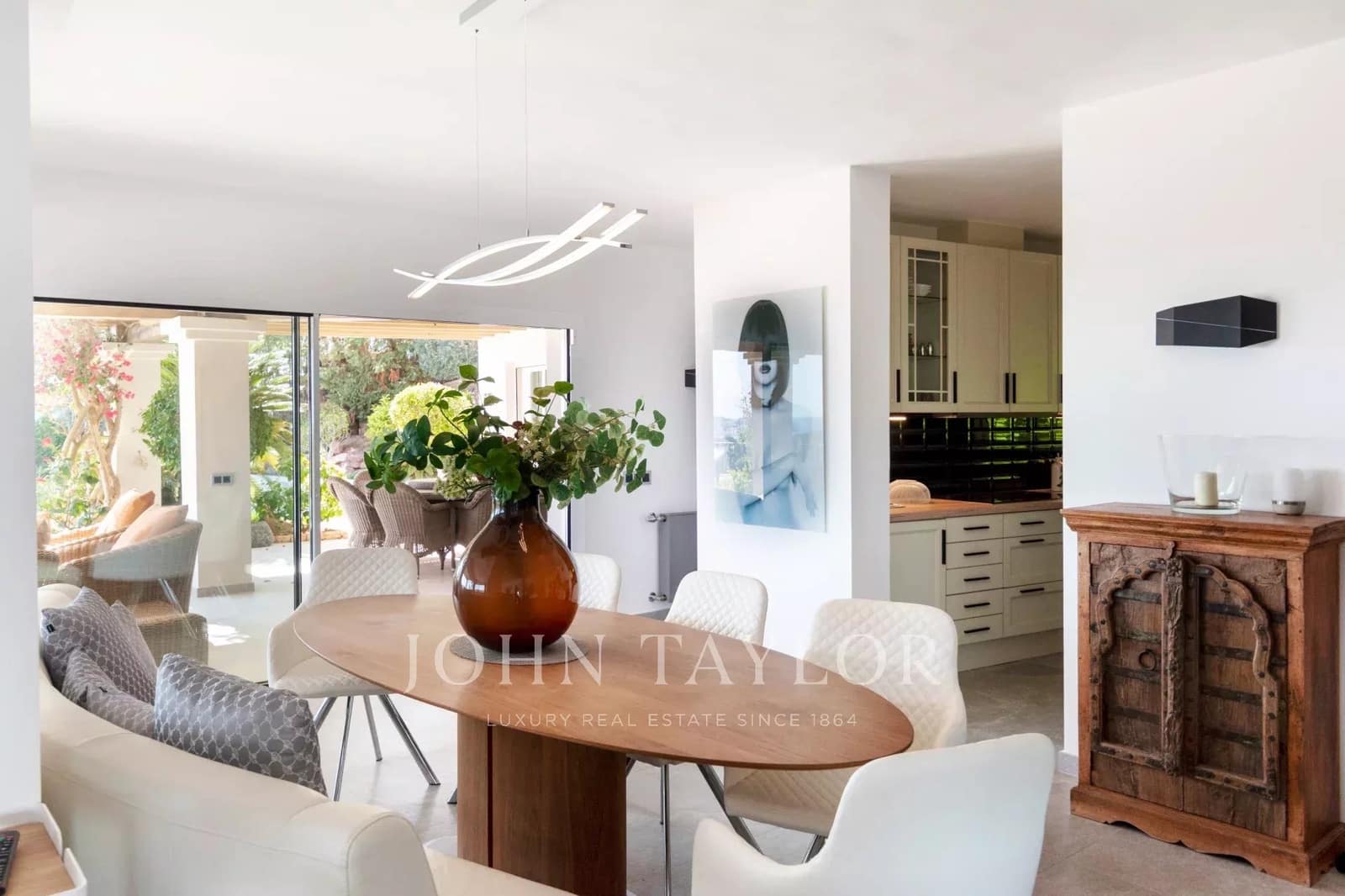 3 soveværelse Lejlighed til salg i Nuestra Senora de Jesus med swimmingpool - € 3.950.000 (Ref: 9428662)