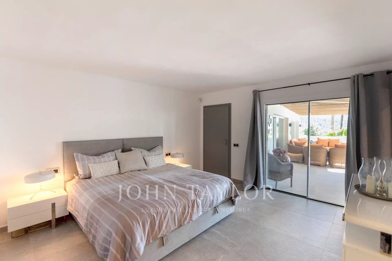 3 soveværelse Lejlighed til salg i Nuestra Senora de Jesus med swimmingpool - € 3.950.000 (Ref: 9428662)