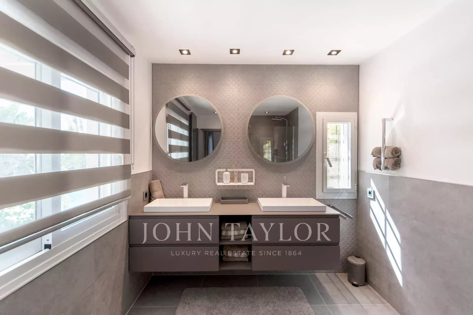 3 soveværelse Lejlighed til salg i Nuestra Senora de Jesus med swimmingpool - € 3.950.000 (Ref: 9428662)