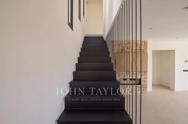 3 quarto Apartamento para venda em Cap Martinet, Ibiza / Eivissa cidade com piscina - 2 100 000 € (Ref: 9428663)