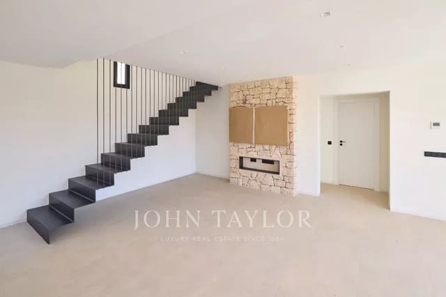 3 quarto Apartamento para venda em Cap Martinet, Ibiza / Eivissa cidade com piscina - 2 100 000 € (Ref: 9428663)