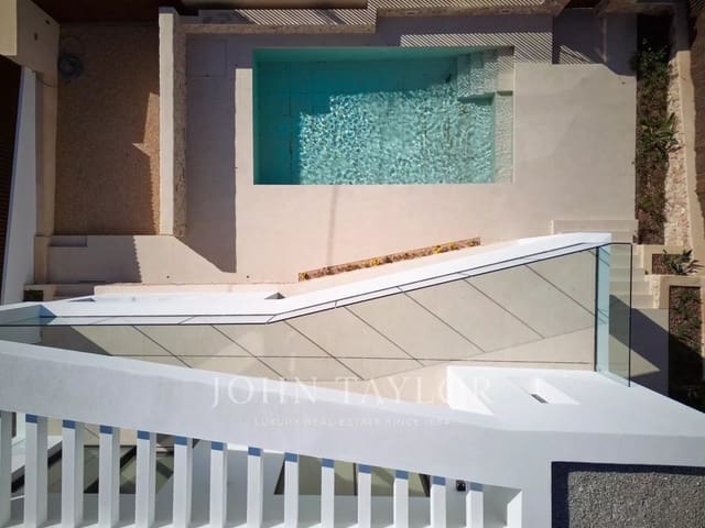 3 quarto Apartamento para venda em Cap Martinet, Ibiza / Eivissa cidade com piscina - 2 100 000 € (Ref: 9428663)