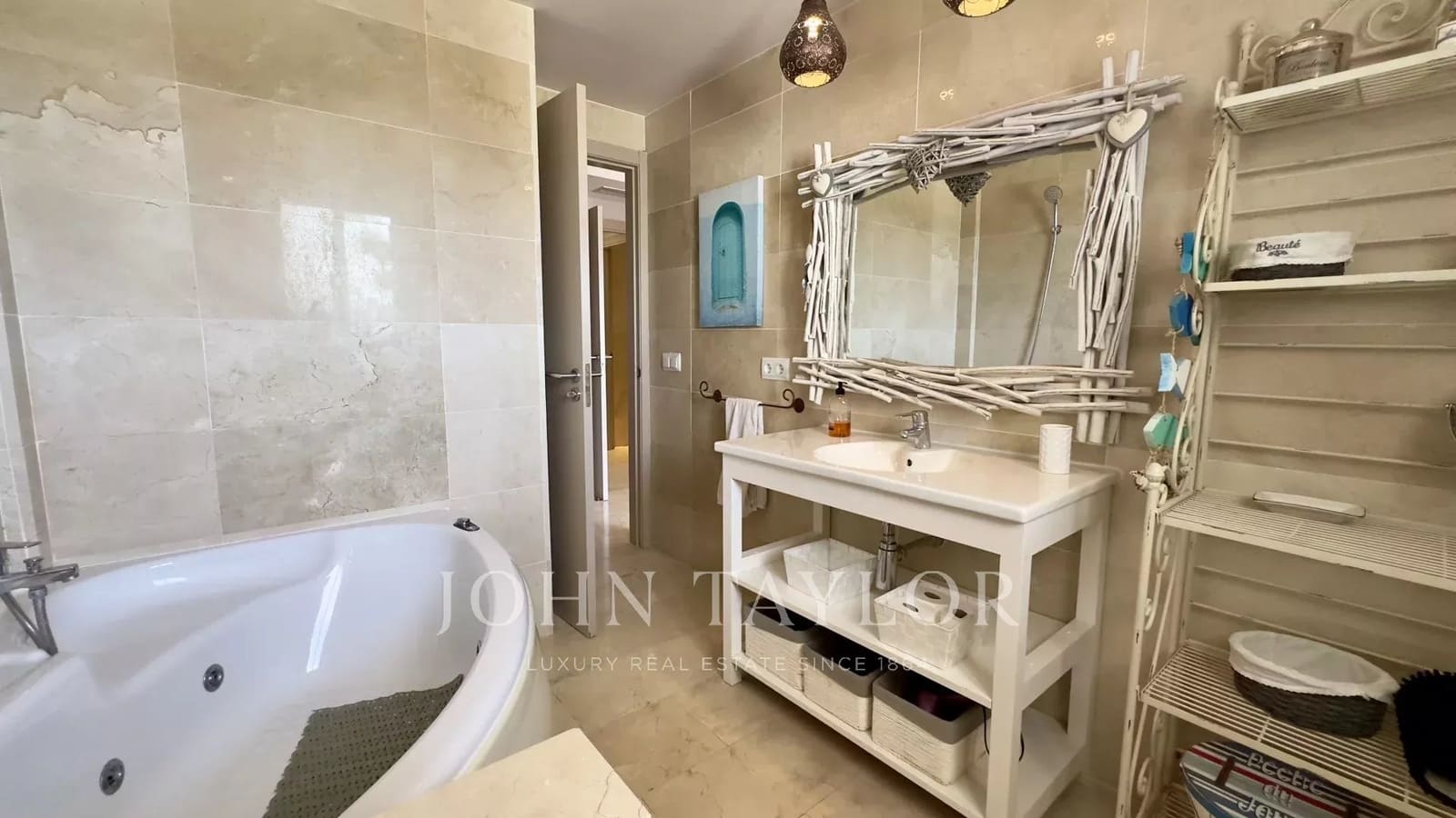 Casa de 3 habitaciones en Roca Llisa en venta con piscina - 780.000 € (Ref: 9428665)