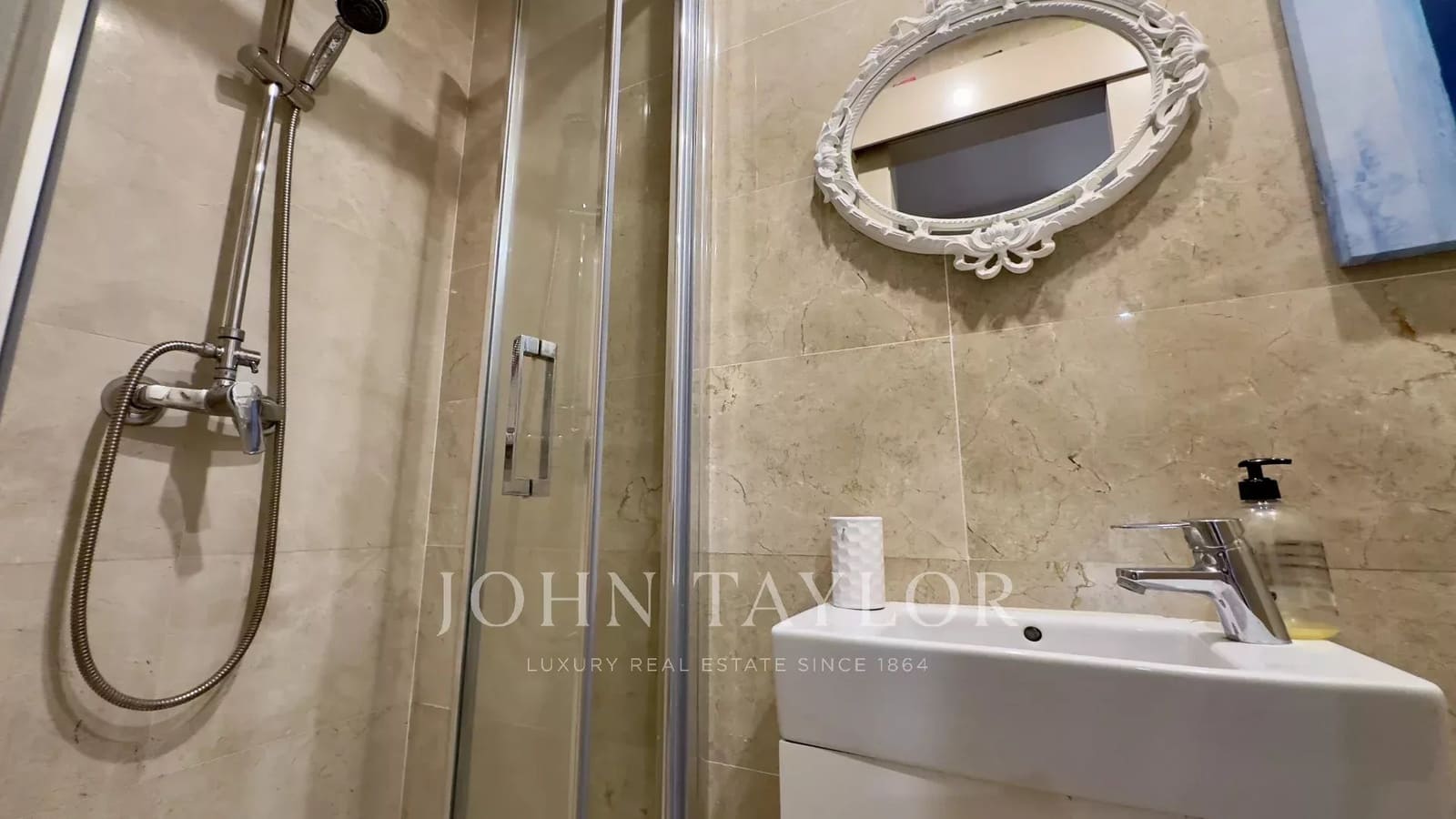 Casa de 3 habitaciones en Roca Llisa en venta con piscina - 780.000 € (Ref: 9428665)