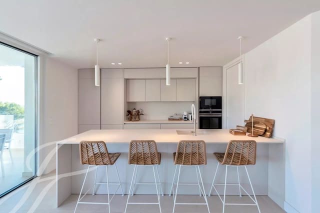 4 camera da letto Appartamento da affittare in Cala Llenya, Santa Eulalia / Santa Eularia con piscina garage - 5.500 € (Rif: 9428666)