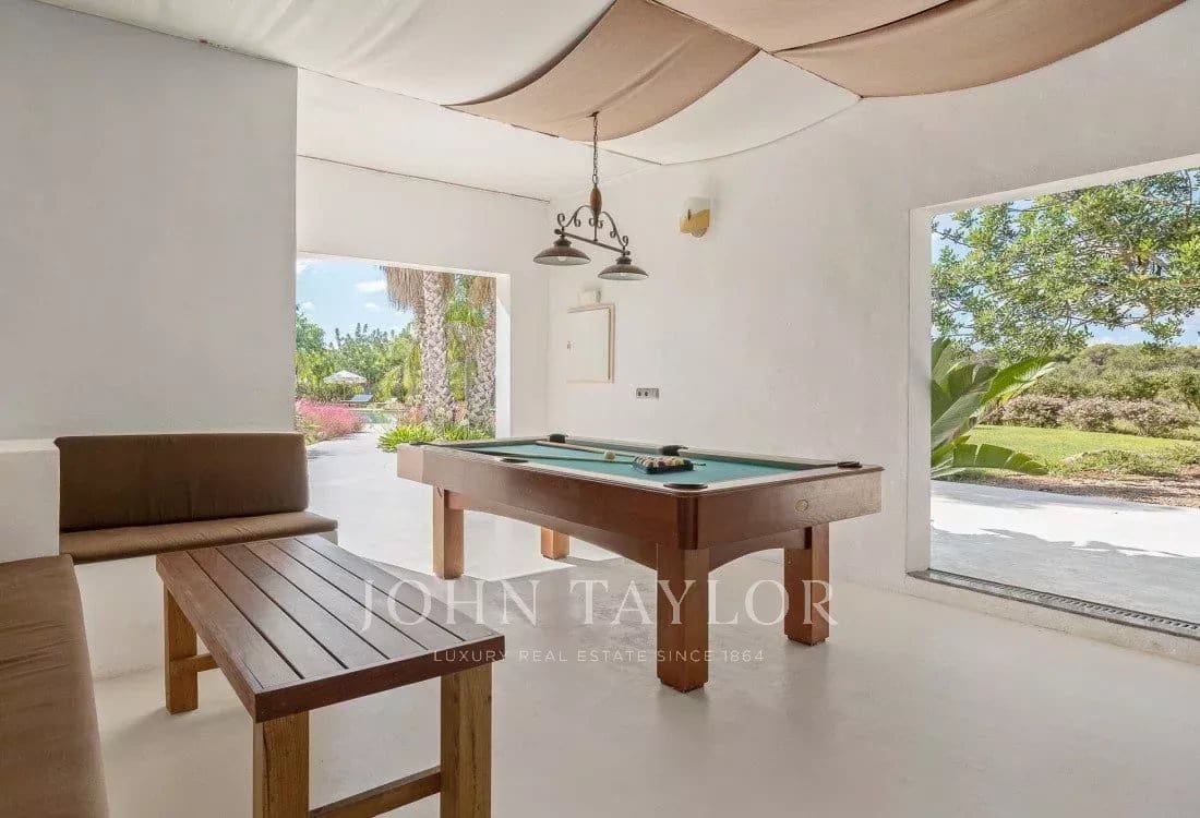 5 bedroom Villa for sale in Es Cana with pool - € 4,500,000 (Ref: 9428667)