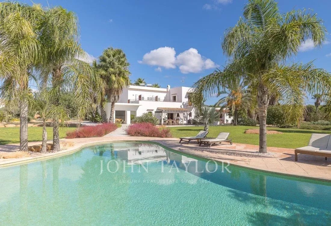 5 bedroom Villa for sale in Es Cana with pool - € 4,500,000 (Ref: 9428667)