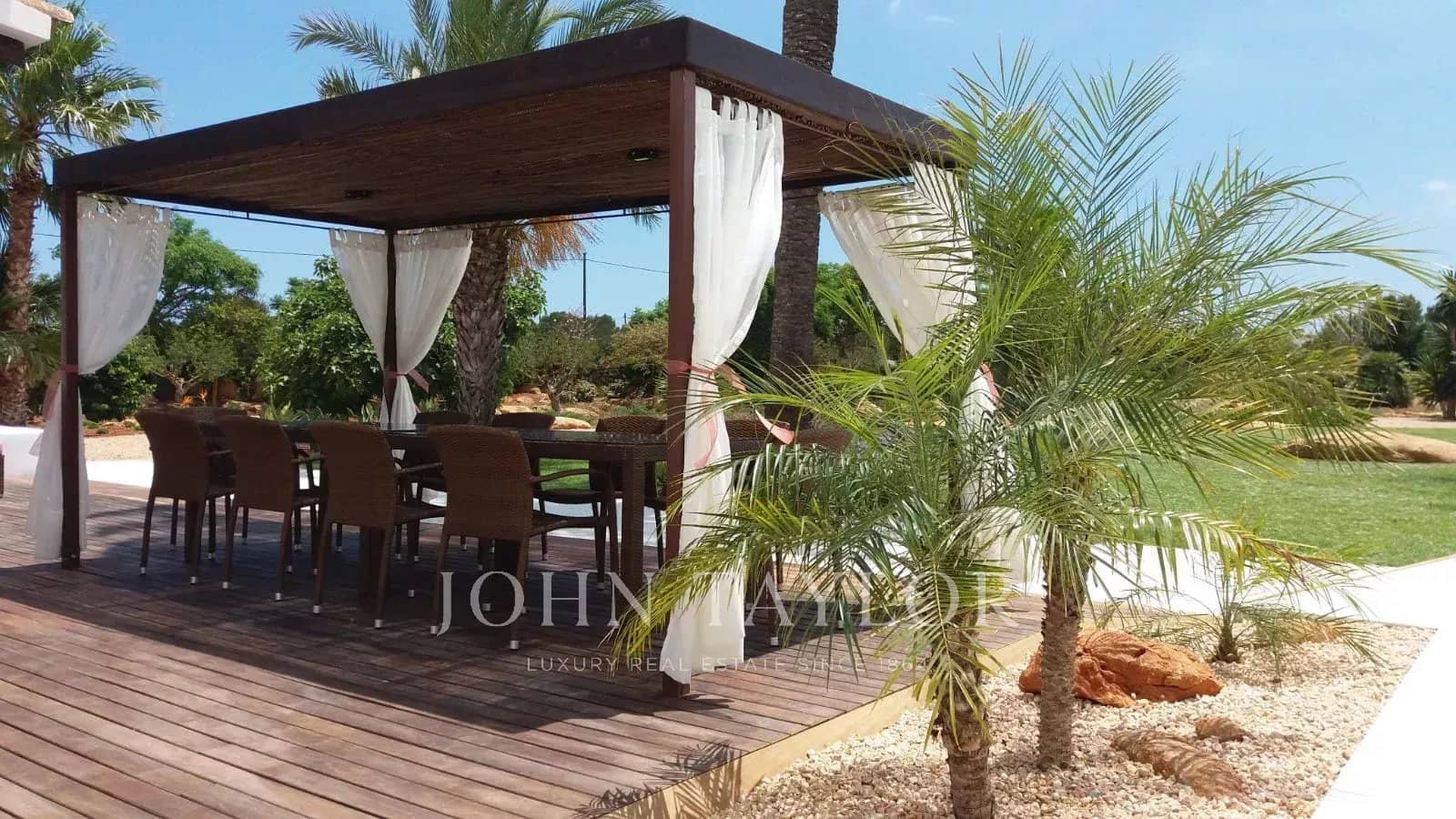 5 bedroom Villa for sale in Es Cana with pool - € 4,500,000 (Ref: 9428667)