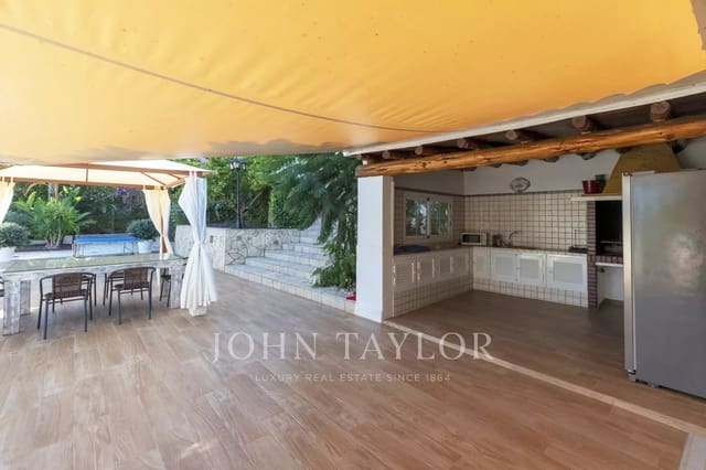 6 Zimmer Villa zu verkaufen in Sant Antoni de Portmany mit Pool - 2.990.000 € (Ref: 9428670)