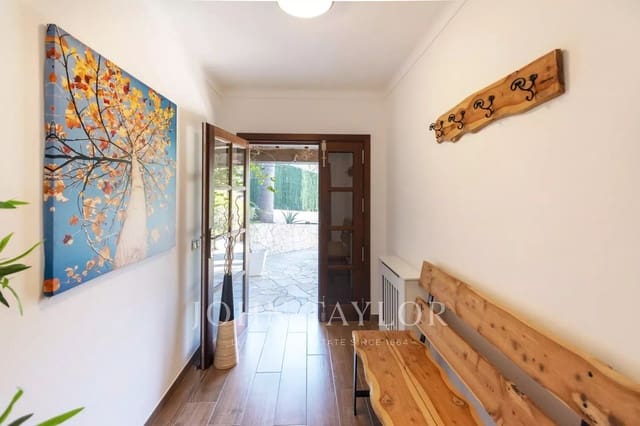 6 Zimmer Villa zu verkaufen in Sant Antoni de Portmany mit Pool - 2.990.000 € (Ref: 9428670)