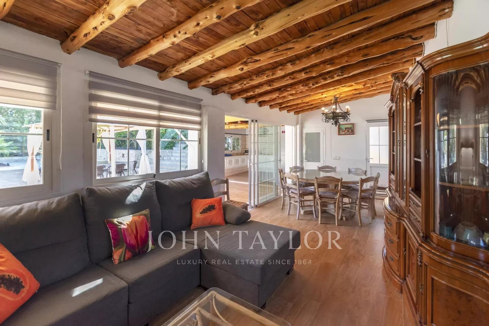 6 bedroom Villa for sale in Sant Antoni de Portmany with pool - € 2,990,000 (Ref: 9428670)