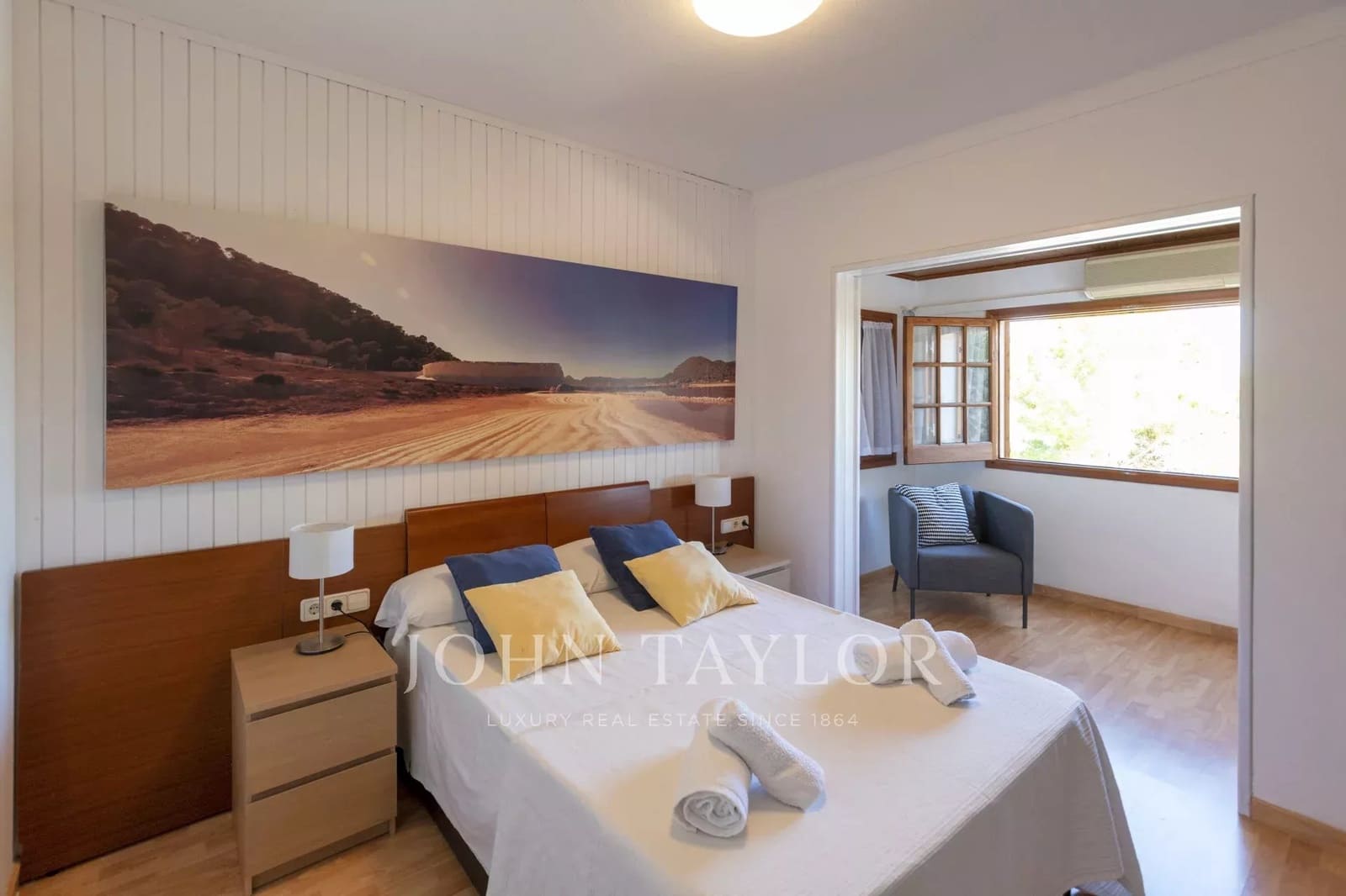 6 bedroom Villa for sale in Sant Antoni de Portmany with pool - € 2,990,000 (Ref: 9428670)