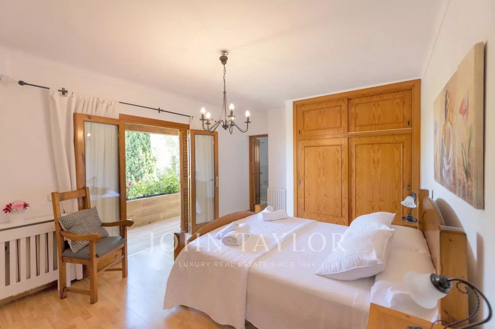 6 bedroom Villa for sale in Sant Antoni de Portmany with pool - € 2,990,000 (Ref: 9428670)