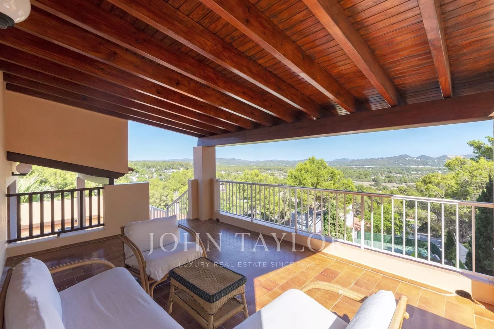 6 bedroom Villa for sale in Sant Antoni de Portmany with pool - € 2,990,000 (Ref: 9428670)