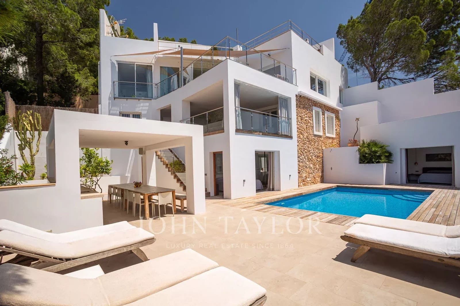 6 sovrum Villa till salu i Sant Antoni de Portmany med pool - 4 450 000 € (Ref: 9428671)