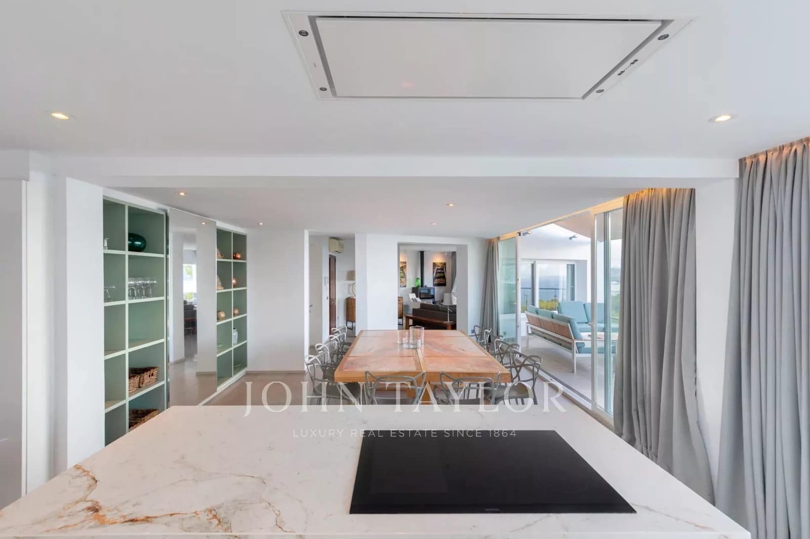 6 sovrum Villa till salu i Sant Antoni de Portmany med pool - 4 450 000 € (Ref: 9428671)