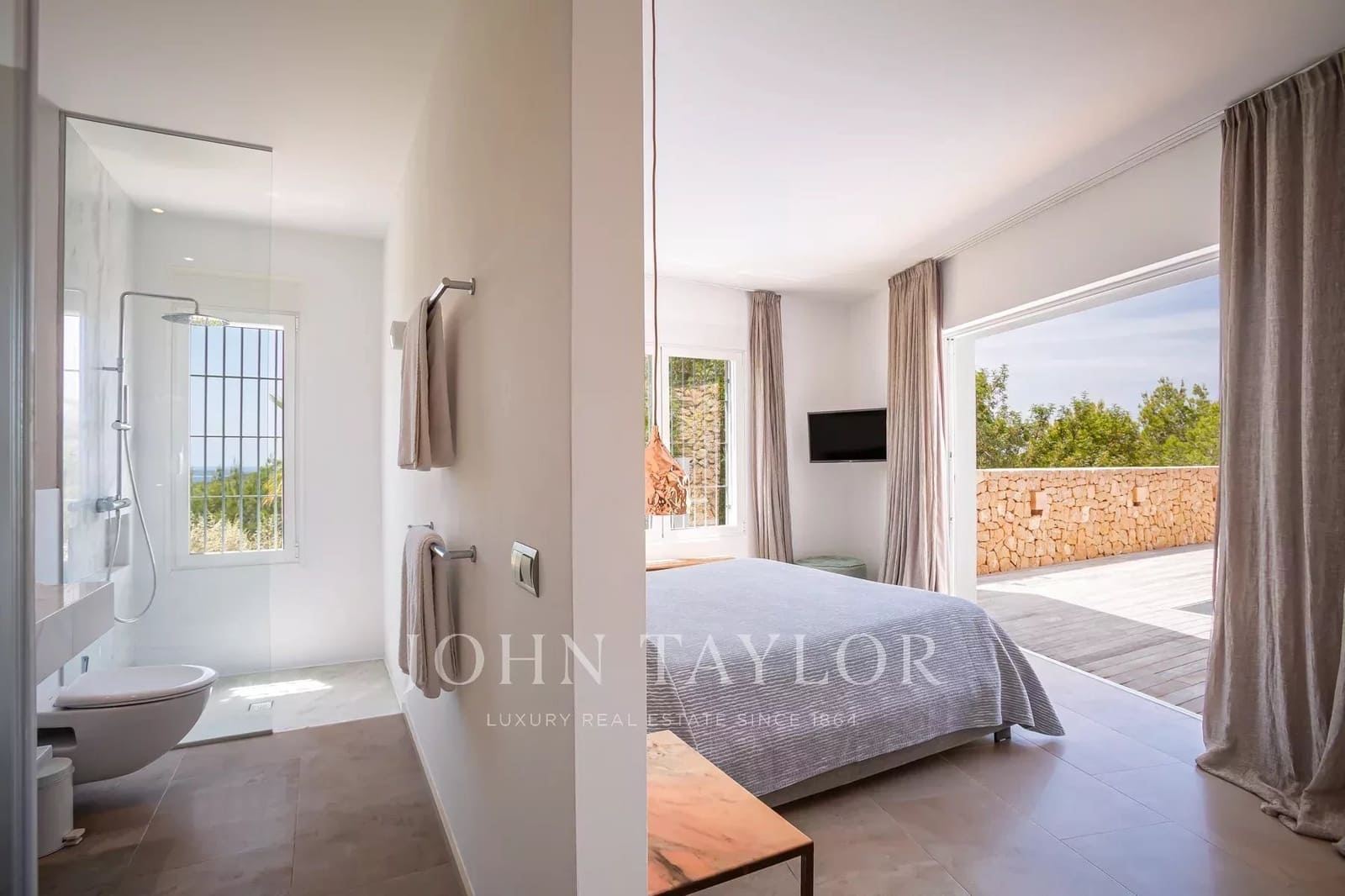 6 sovrum Villa till salu i Sant Antoni de Portmany med pool - 4 450 000 € (Ref: 9428671)