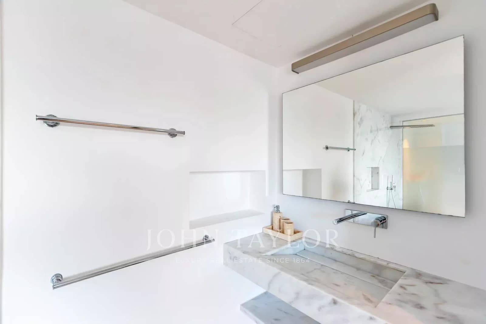 6 sovrum Villa till salu i Sant Antoni de Portmany med pool - 4 450 000 € (Ref: 9428671)