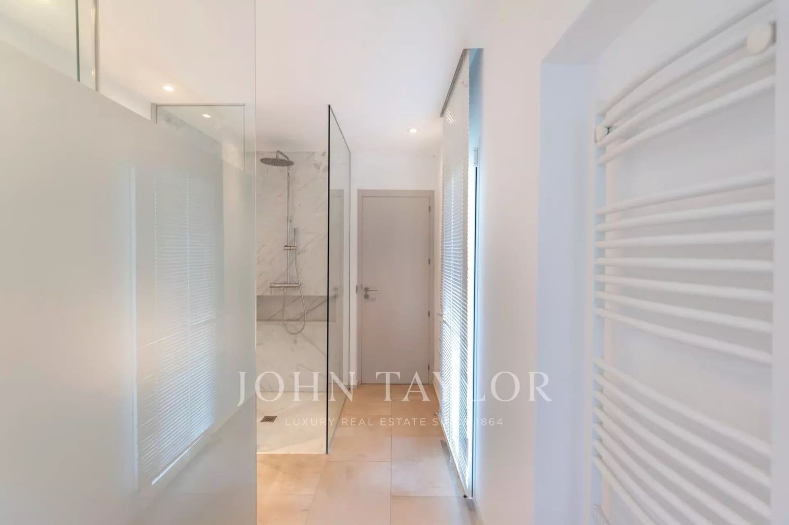 6 sovrum Villa till salu i Sant Antoni de Portmany med pool - 4 450 000 € (Ref: 9428671)