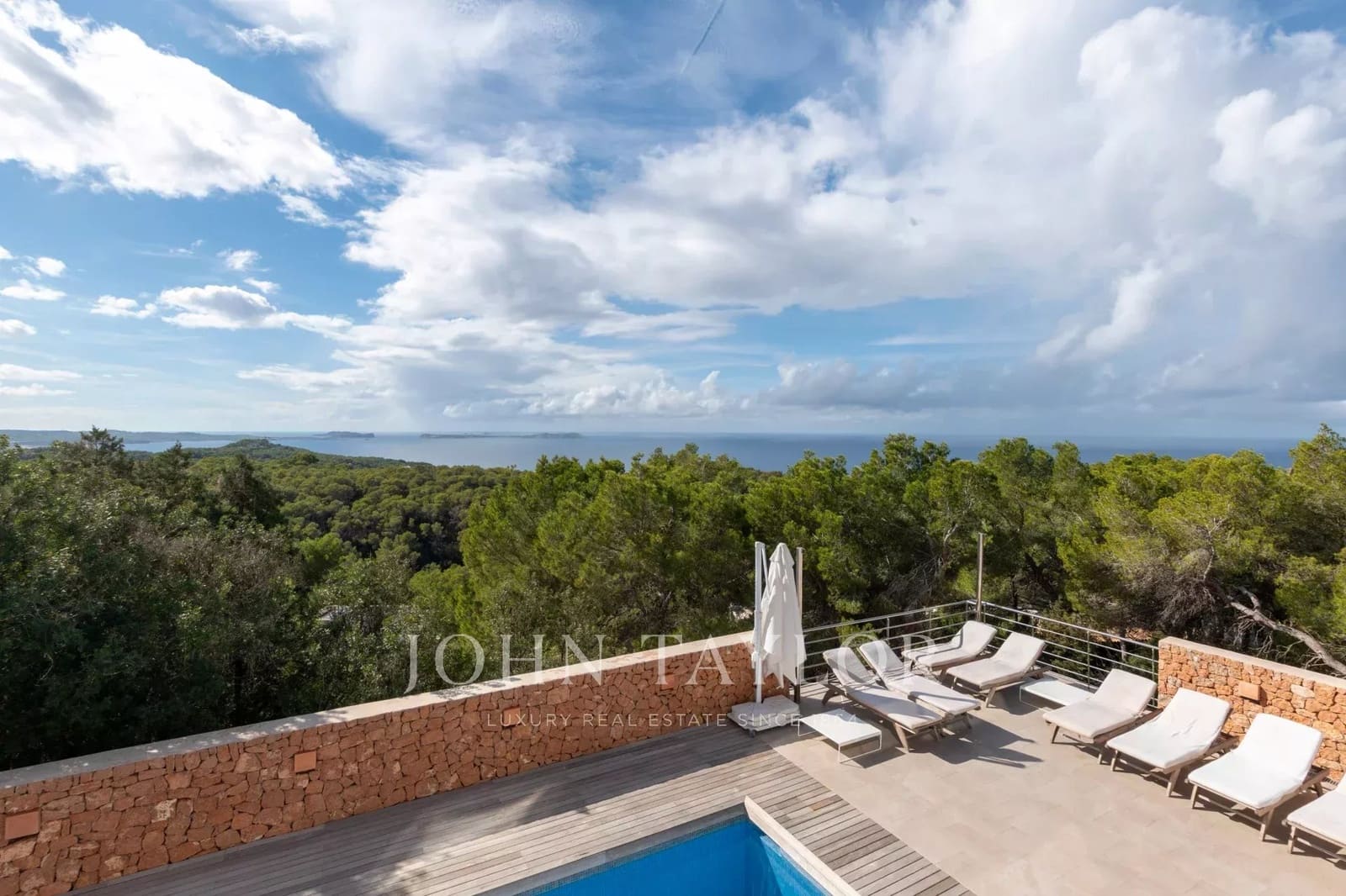 6 sovrum Villa till salu i Sant Antoni de Portmany med pool - 4 450 000 € (Ref: 9428671)
