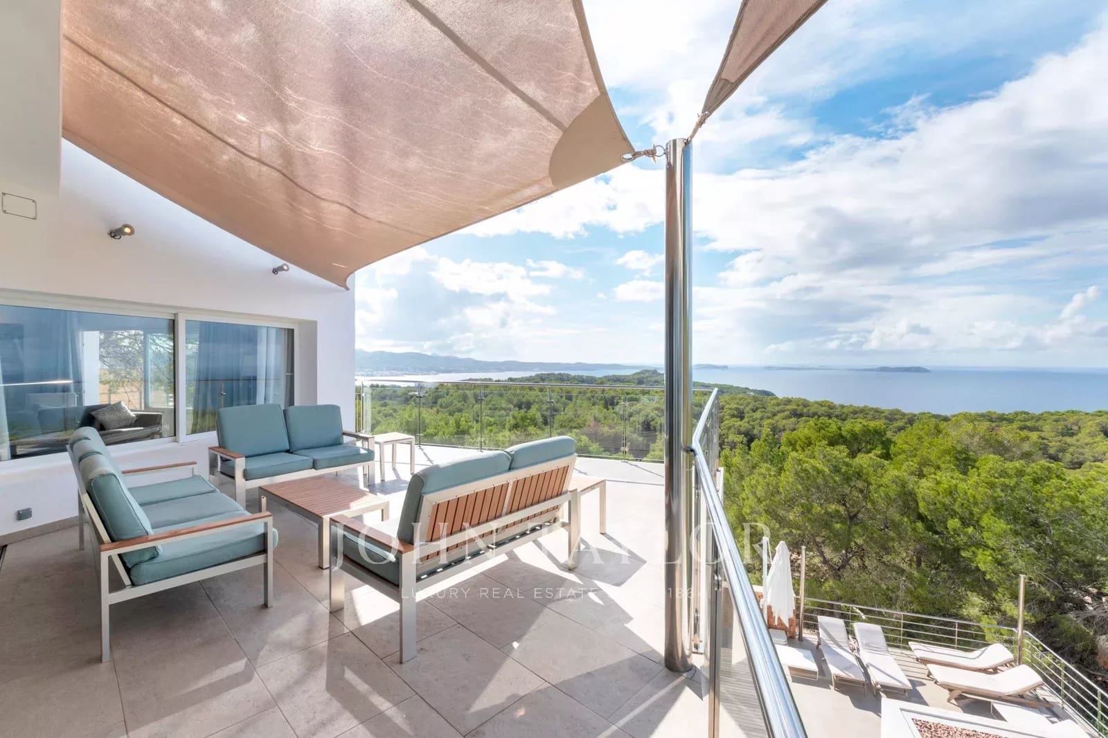 6 sovrum Villa till salu i Sant Antoni de Portmany med pool - 4 450 000 € (Ref: 9428671)