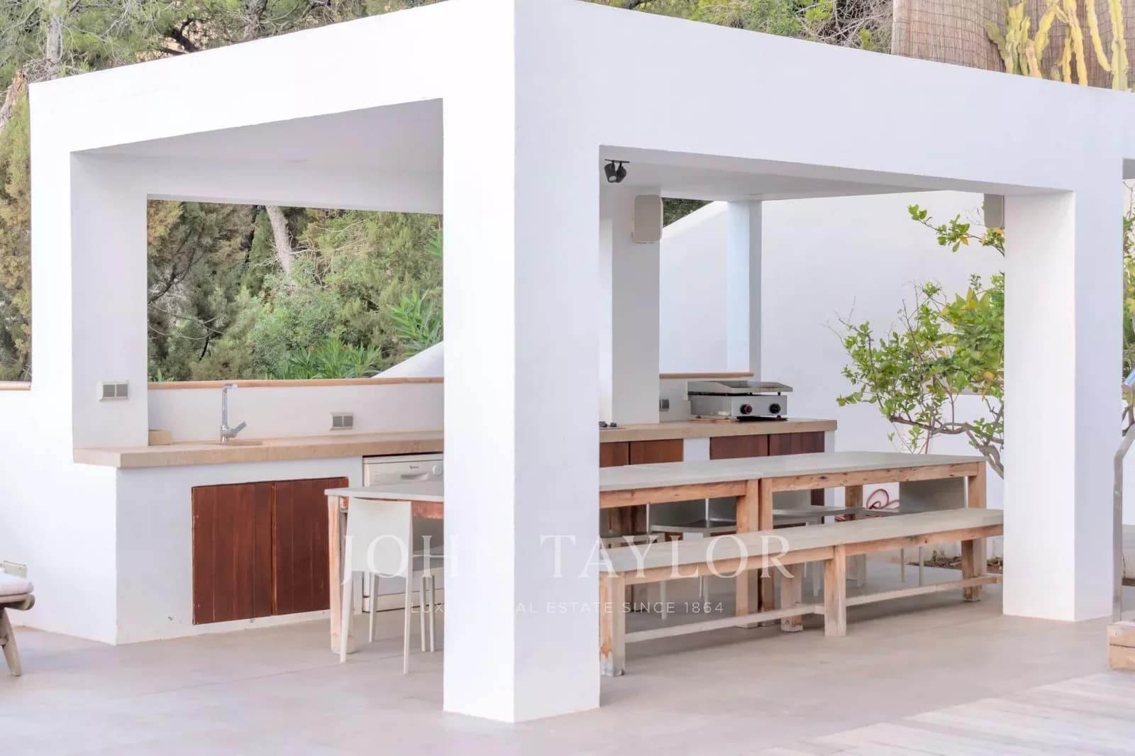 6 sovrum Villa till salu i Sant Antoni de Portmany med pool - 4 450 000 € (Ref: 9428671)