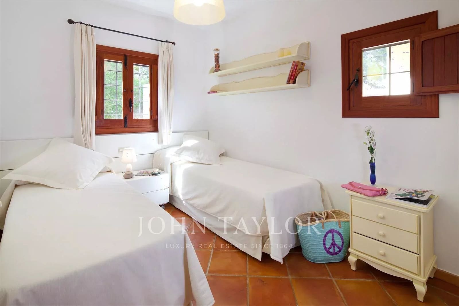 4 Zimmer Ferienvilla in Sant Carles de Peralta mit Pool - 3.400 € (Ref: 9428674)