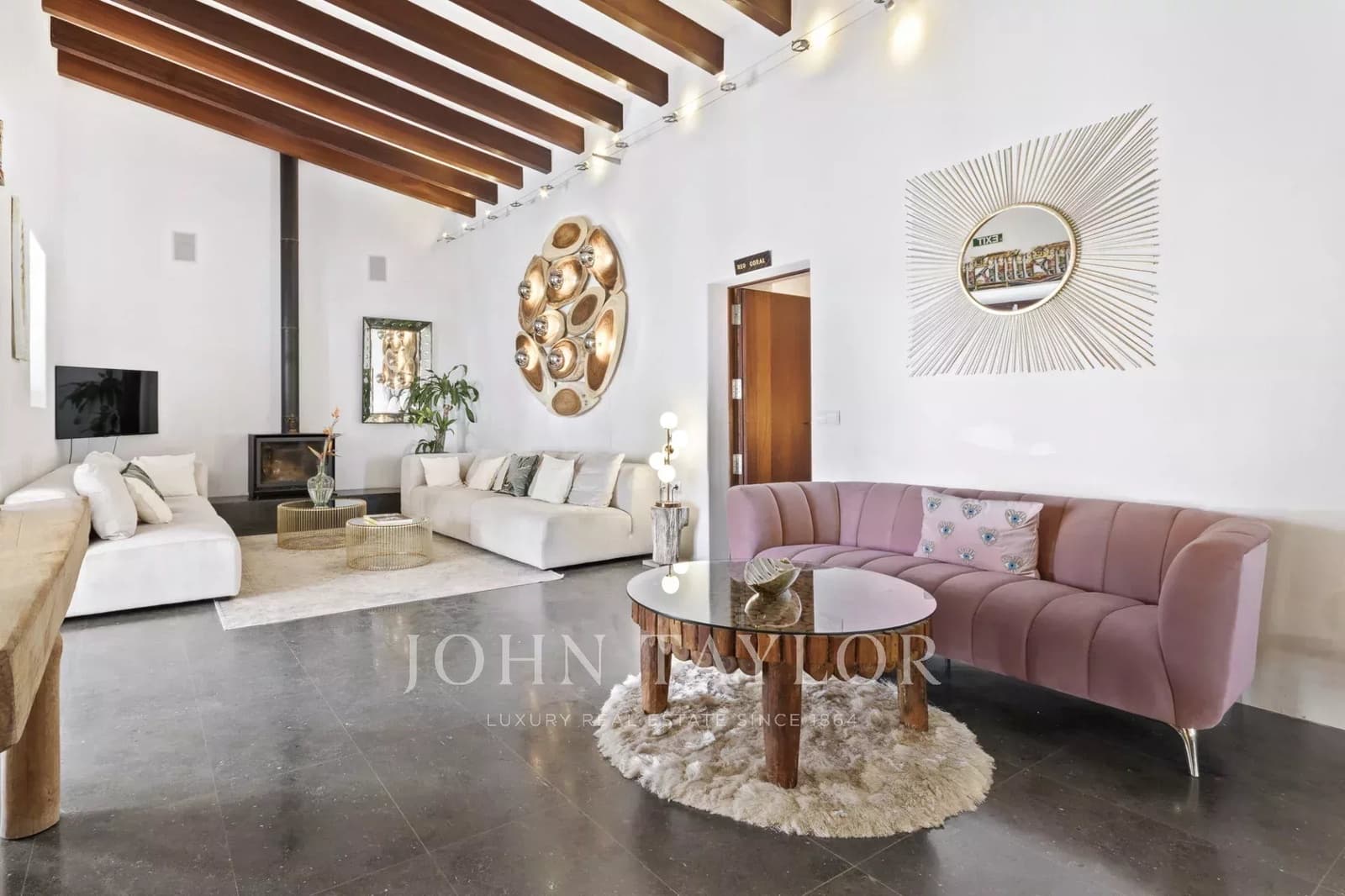 12 Zimmer Ferienvilla in Sant Carles de Peralta mit Pool - 20.500 € (Ref: 9428675)