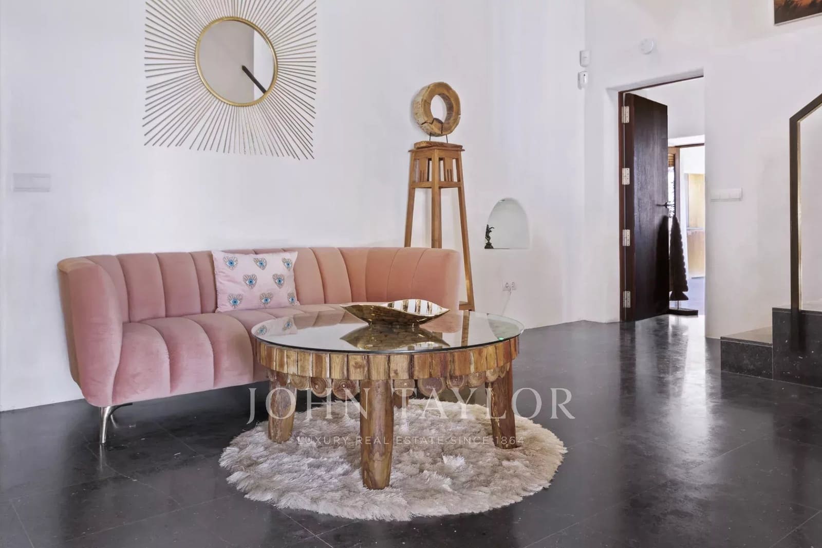 12 Zimmer Ferienvilla in Sant Carles de Peralta mit Pool - 20.500 € (Ref: 9428675)