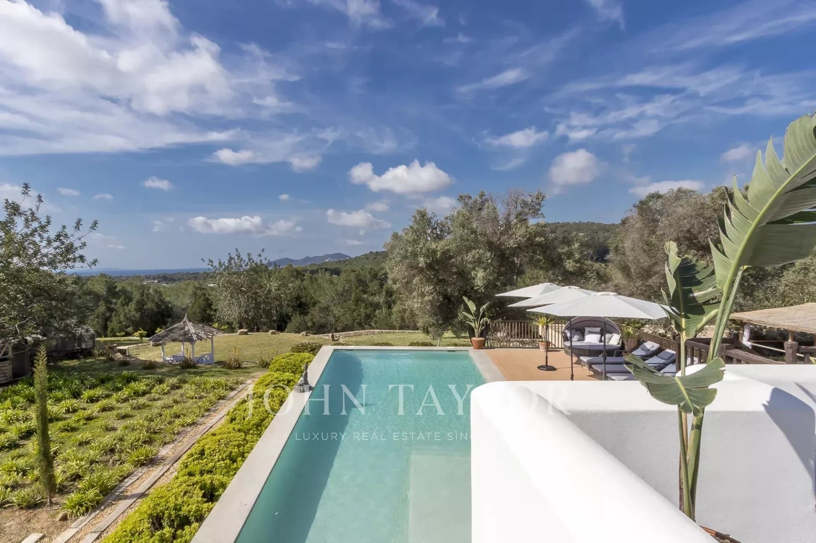 12 Zimmer Ferienvilla in Sant Carles de Peralta mit Pool - 20.500 € (Ref: 9428675)