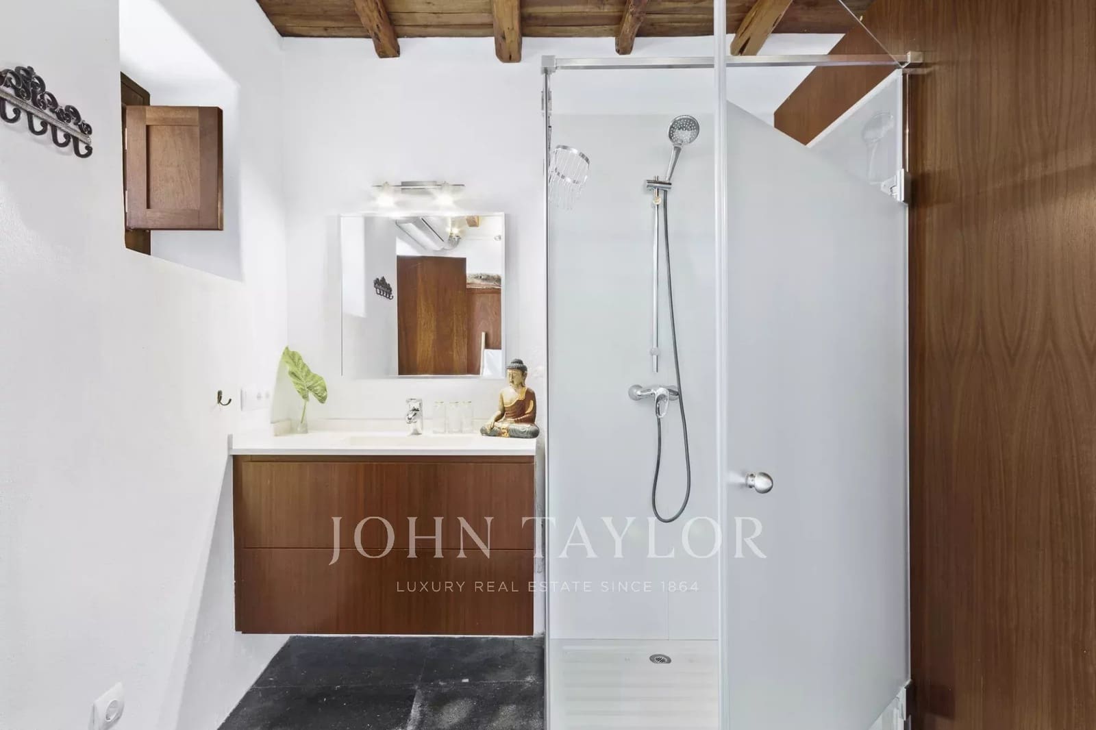 12 Zimmer Ferienvilla in Sant Carles de Peralta mit Pool - 20.500 € (Ref: 9428675)