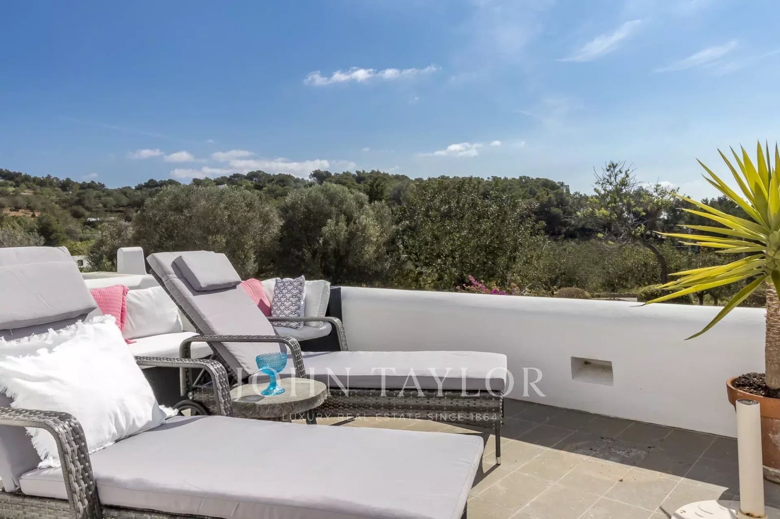 12 Zimmer Ferienvilla in Sant Carles de Peralta mit Pool - 20.500 € (Ref: 9428675)