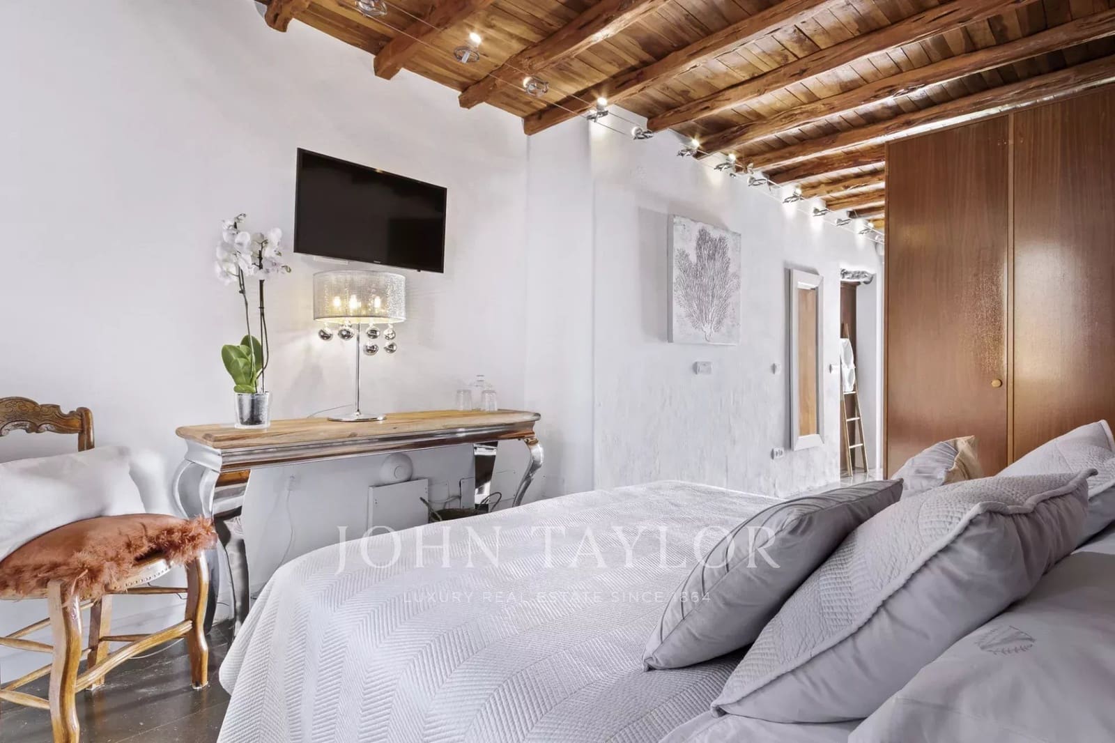 12 Zimmer Ferienvilla in Sant Carles de Peralta mit Pool - 20.500 € (Ref: 9428675)