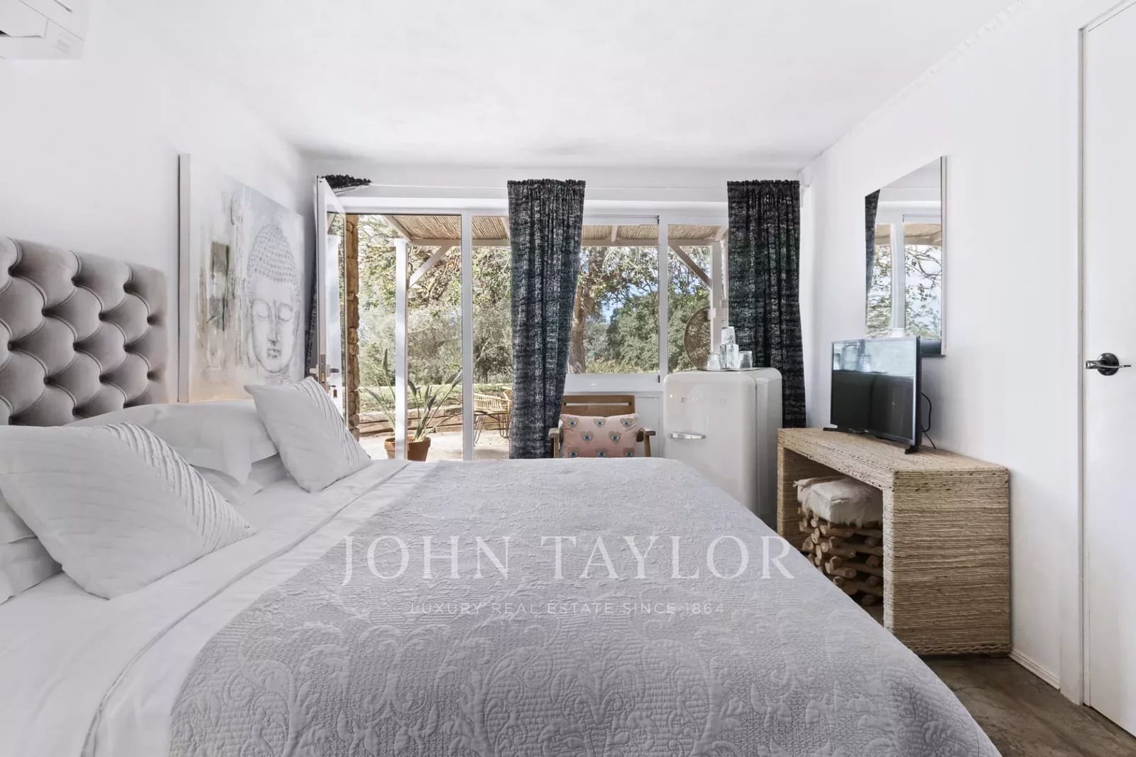 12 Zimmer Ferienvilla in Sant Carles de Peralta mit Pool - 20.500 € (Ref: 9428675)